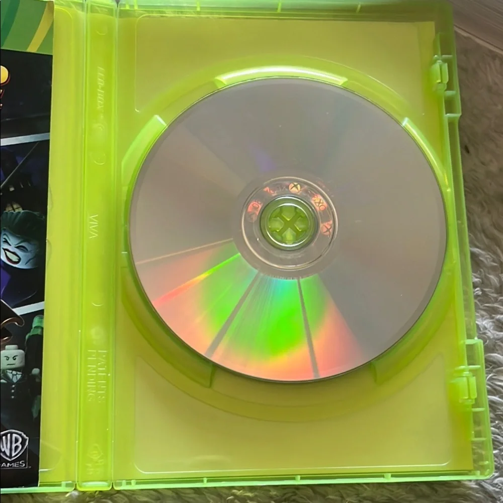 LEGO Batman 2: DC Super Heroes for Xbox 360 - Green Case EUC